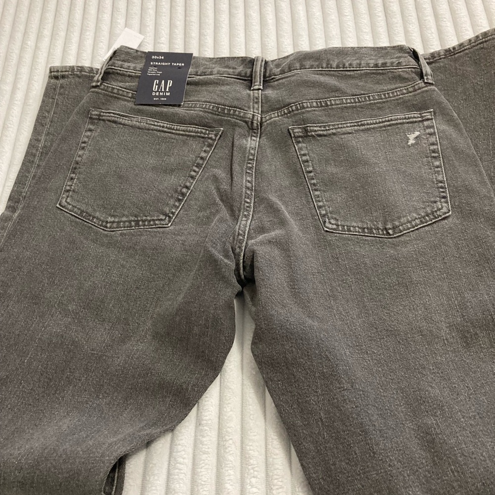 NWTS Mens Distressed Jeans Gap - Picture 8 of 13